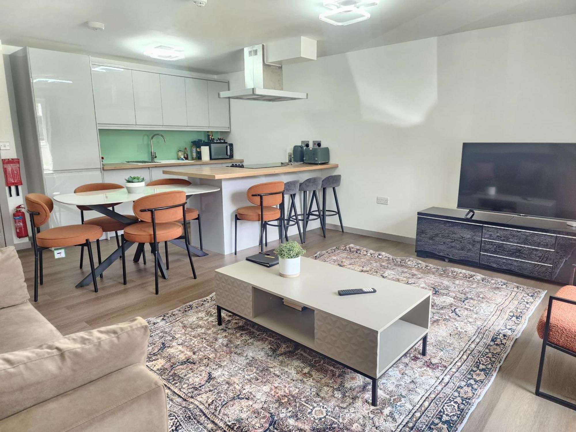 Apartment Horizon House, Luxury 2-bedroom Flat 3 *